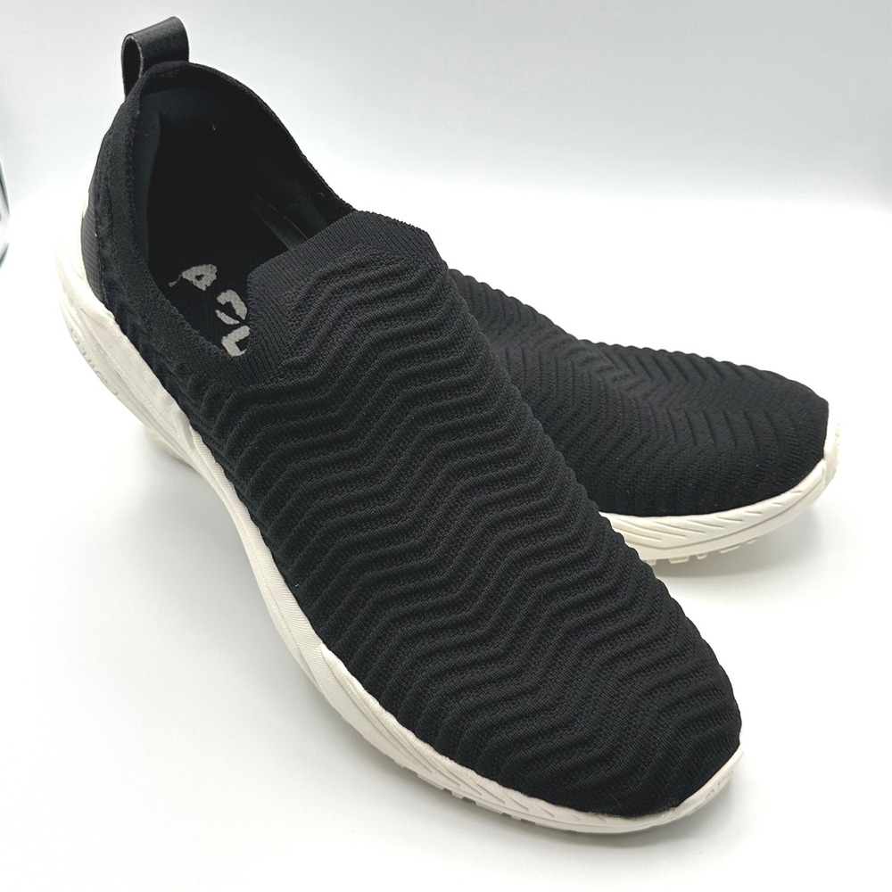 APL TechLoom Traveler Sneakers Men 9.5 Black White Slip On Training Shoes